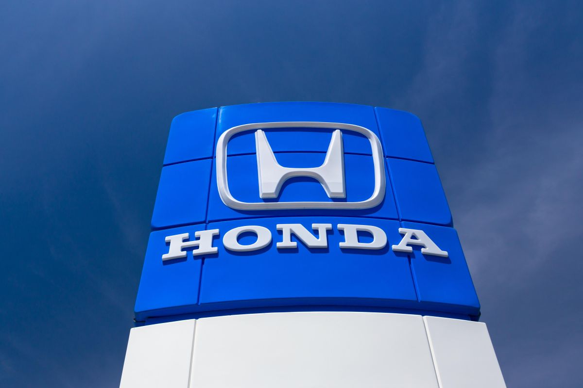 Honda=North-Danvers-MA-presidents-award-2023