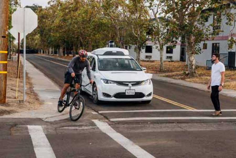 California OKs driverless car testing without backup