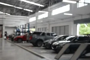 Share of Dealerships With On-Site Body Shops Falls to 31.9% in First Half of 2026