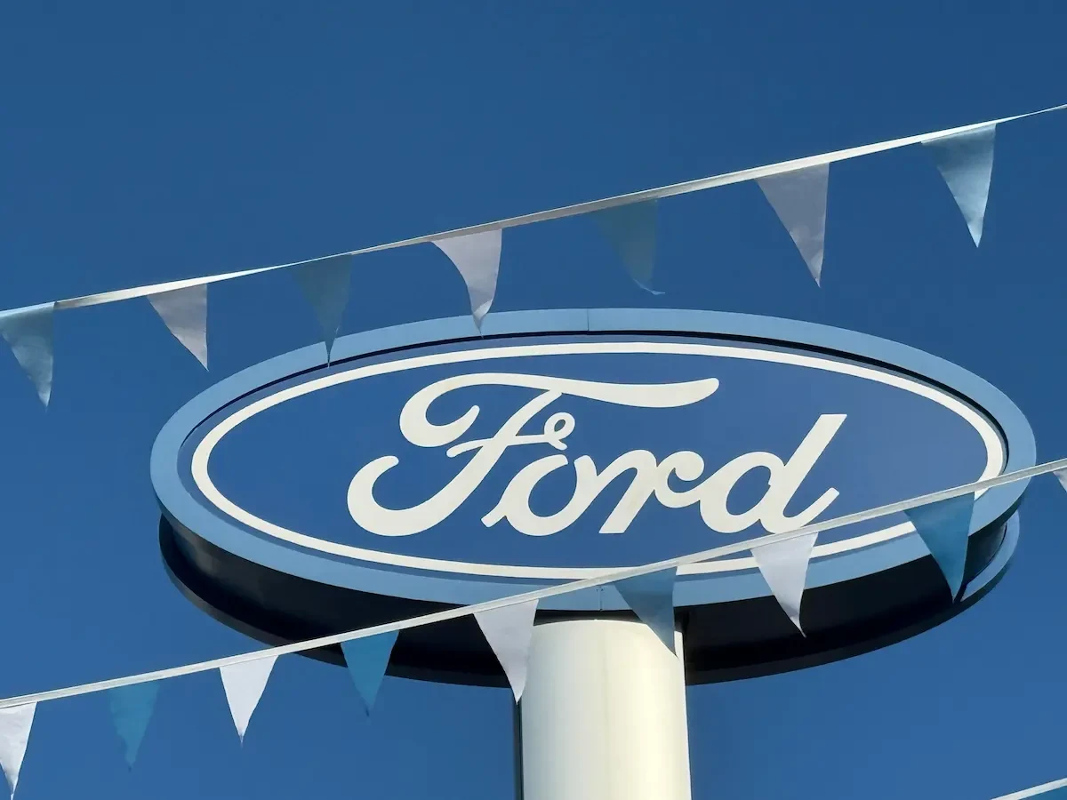 F-150 Fuel Tank Straps, a Bronco Side Air Curtain Defect, and a Mach-E Battery Module Recall