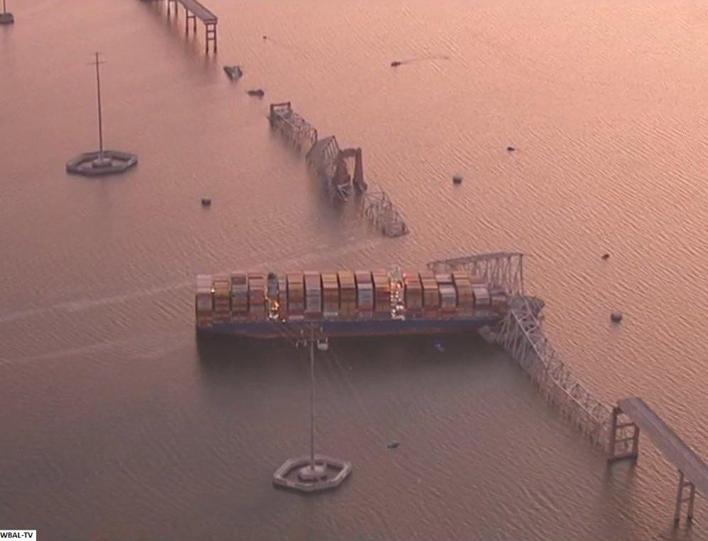 Baltimore-Port-Key-Bridge-cargo-ship-crash-collapse