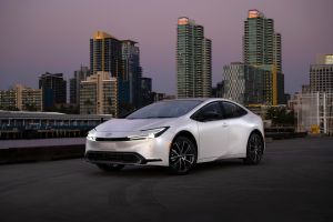 2025-auto-dealership-outlook