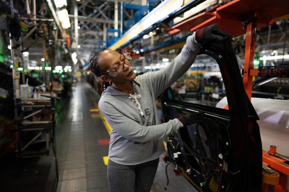 GM-gas-EV-production-plant-investment