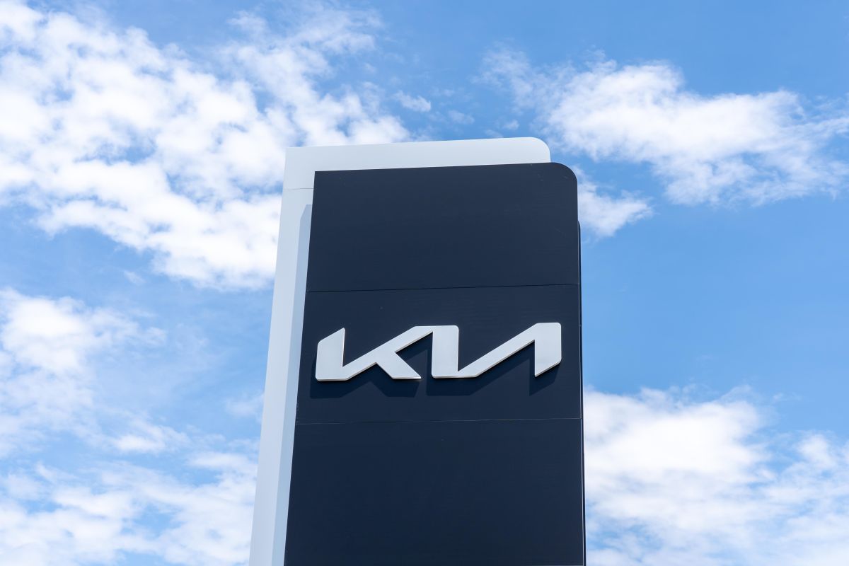 Palmdale-Kia-sold-Trust-Auto-Group
