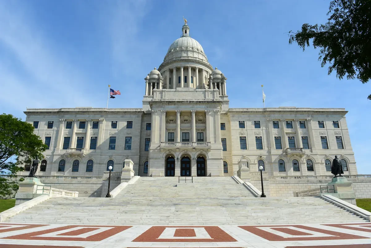 Rhode Island Senate Passes Bill to Raise Vehicle Total Loss Threshold to 85%