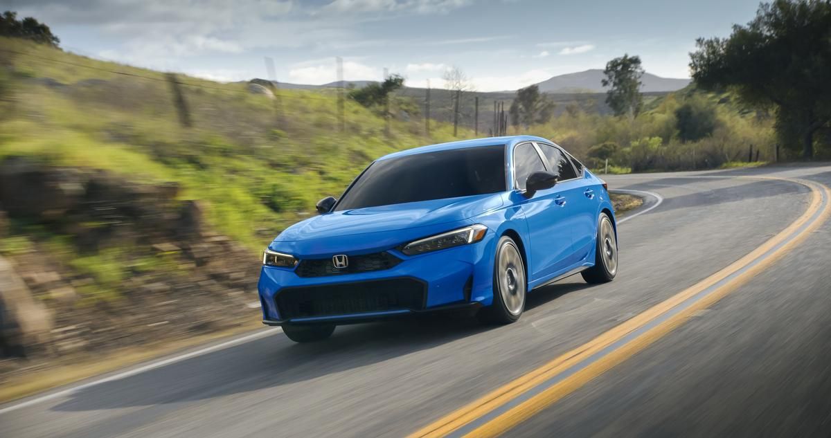 Honda-Porsche-Kelley-Blue-Book-Consumer-Choice-Awards-winners