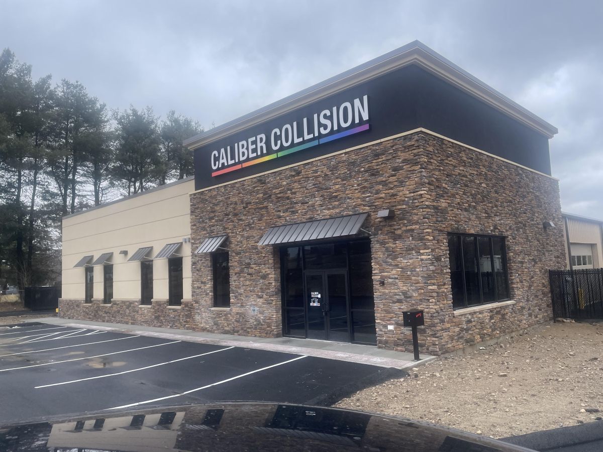 Caliber-Collision-Waterbury-CT