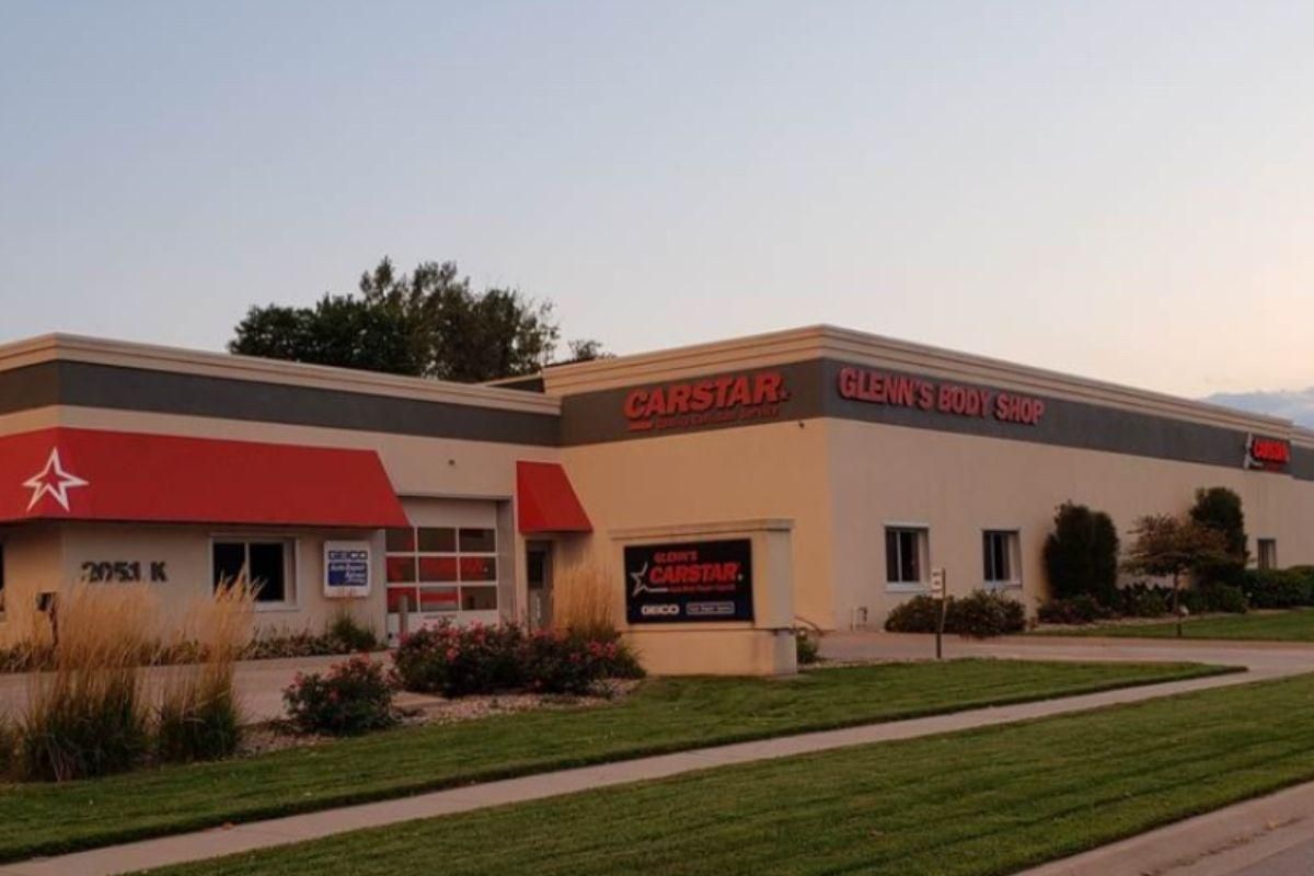 Driven-Brands-CARSTAR