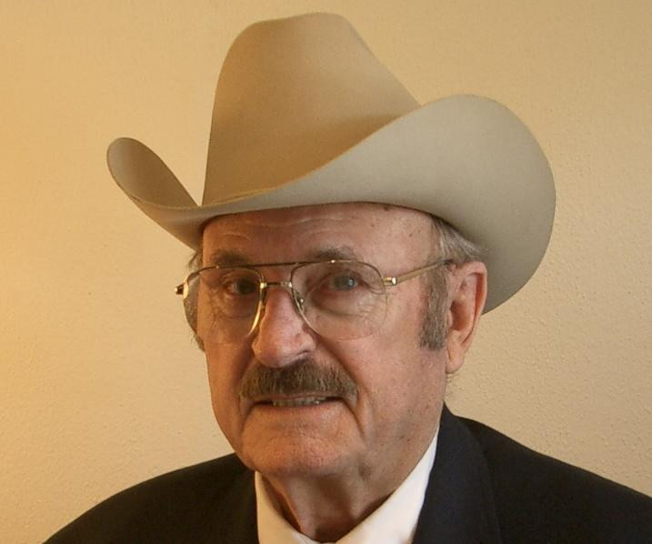 Lavell Chisum web