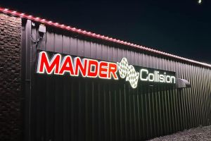Mander-Collision-and-Glass-CollisionRight-Wisconsin