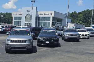 Riser-CDJR-F-dealership-sale-Arkansas