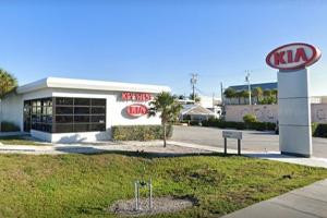 2024-auto-dealership-buy-sell-trends