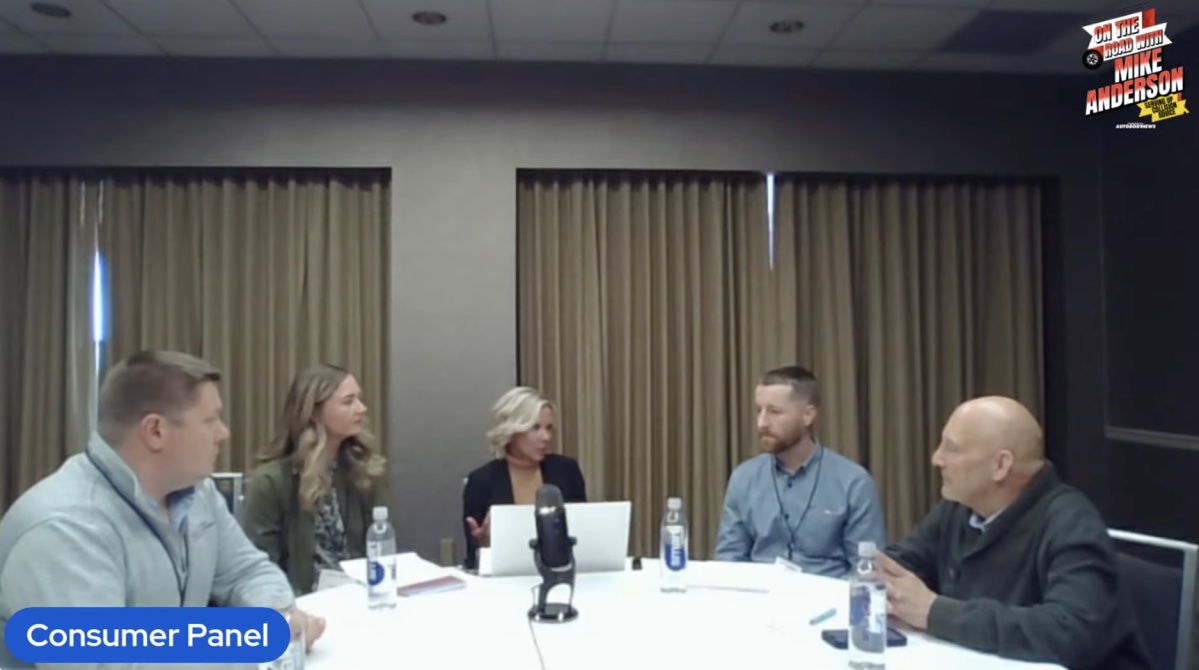 Mike-Anderson-live-podcast-customer-interview