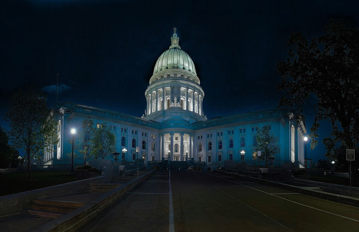 Utah-Washington-Montana-Vermont-Kansas-state-bills-collision-repair