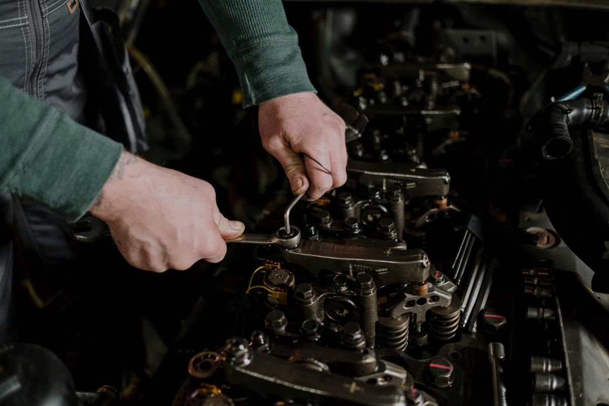 New-Hampshire-state-vehicle-engine-donation-high-school-auto-repair-programs