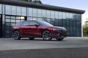 2024-Chevy-Blazer-EV-software-issues-stop-sale-GM
