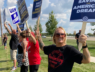 UAW-strike-Ford-GM-Stellantis