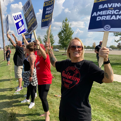 UAW-strike-Ford-GM-Stellantis