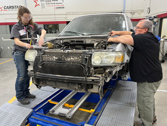 Aims-Community-College-SkillsUSA-repair-and-refinish-competition