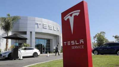 Tesla service center in Costa Mesa, CA.