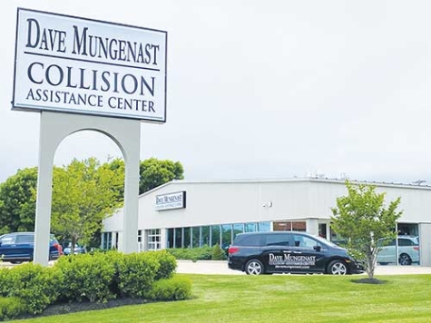 Dave Mungenast Collision Assistance Center exceeds its customers’ expectations and AkzoNobel plays an integral role.