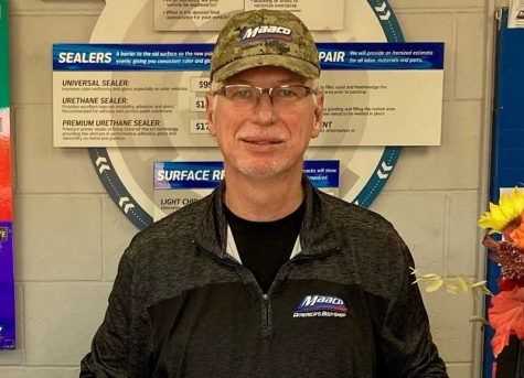Maaco franchisee Joe Houghton served 21 years as a captain in the U.S. Army National Guard and now owns a Maaco franchise in West Springfield, MA. 