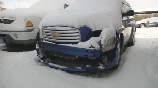 Accidents From Iowa Snowstorm Keep Auto Shops Busy