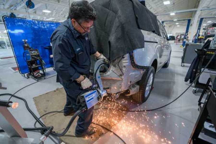 Shop Strategies Ca Body Shop S Business Model Focuses On Heavier Collision Repair Work
