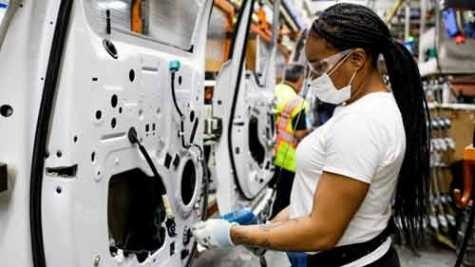 Masks to Be Optional Again at Detroit Three Auto Plants in Michigan