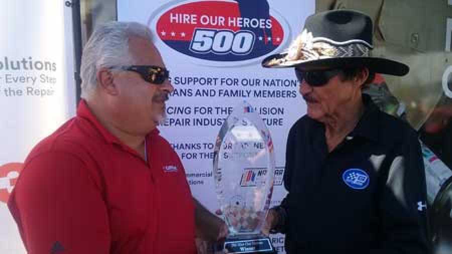 Gary Boesel Wins 3m Hire Our Heroes 500 At 2018 Sema Show