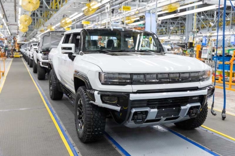 Pre-production of the 2022 GMC HUMMER EV pickups began at Factory ZERO this fall and GMC HUMMER EV is on track to deliver the first vehicles to customers by the end of the year. 