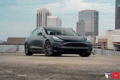 Tesla Model 3 Almost as Expensive as Porsche 911 to Insure