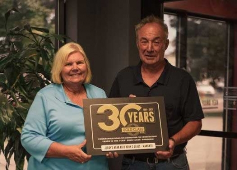 Geralynn and Jerry Kottschade, owners of ABRA Mankato.